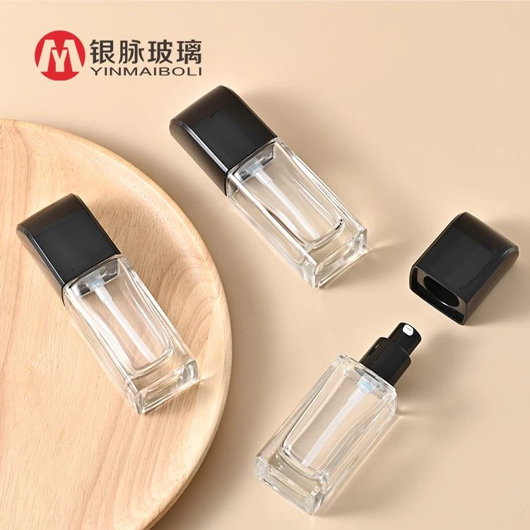 Liquid Foundation Travel Container